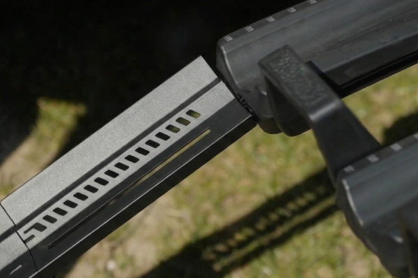 Nosic bicyklov ENVIO eMAX nájazdová rampa