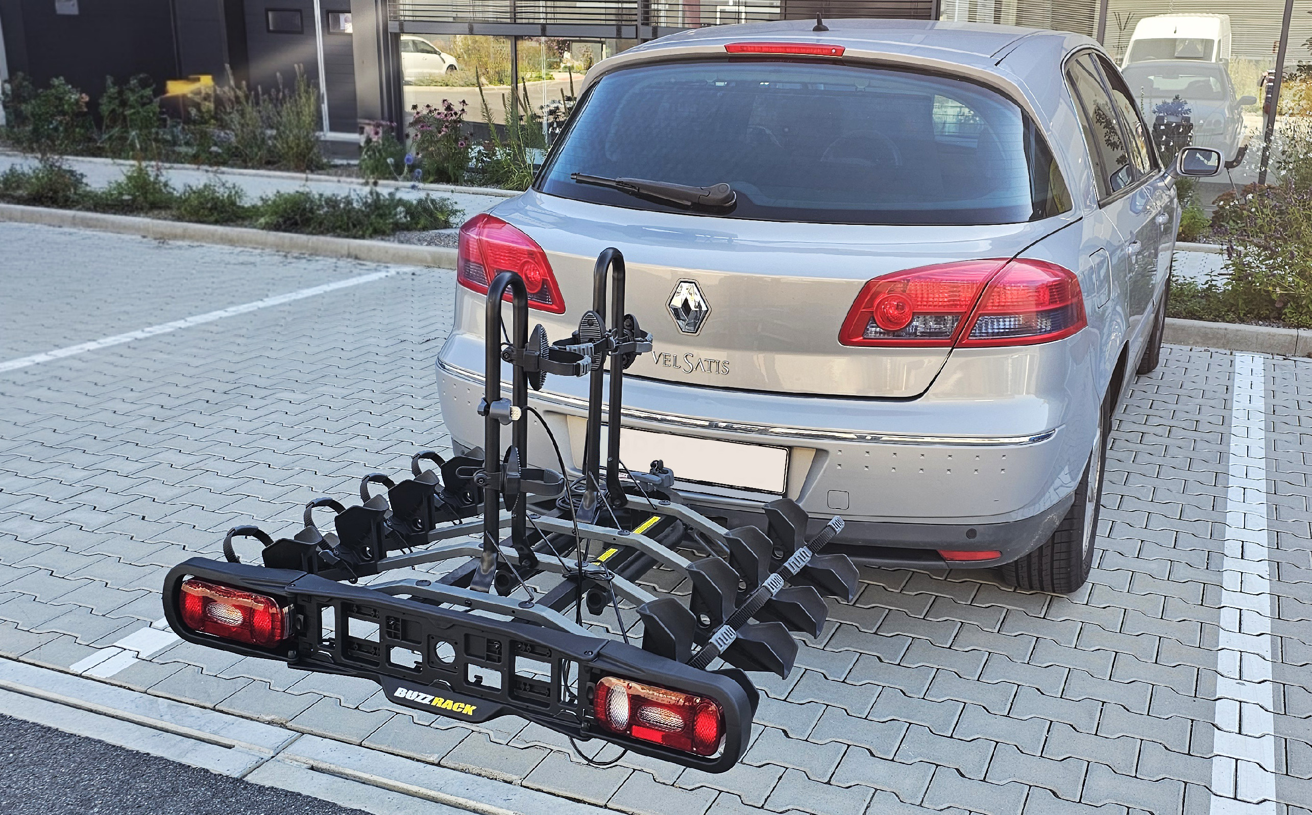 BUZZRACK BUZZRACER 4 - nosič 4 kol na tažné zařízení