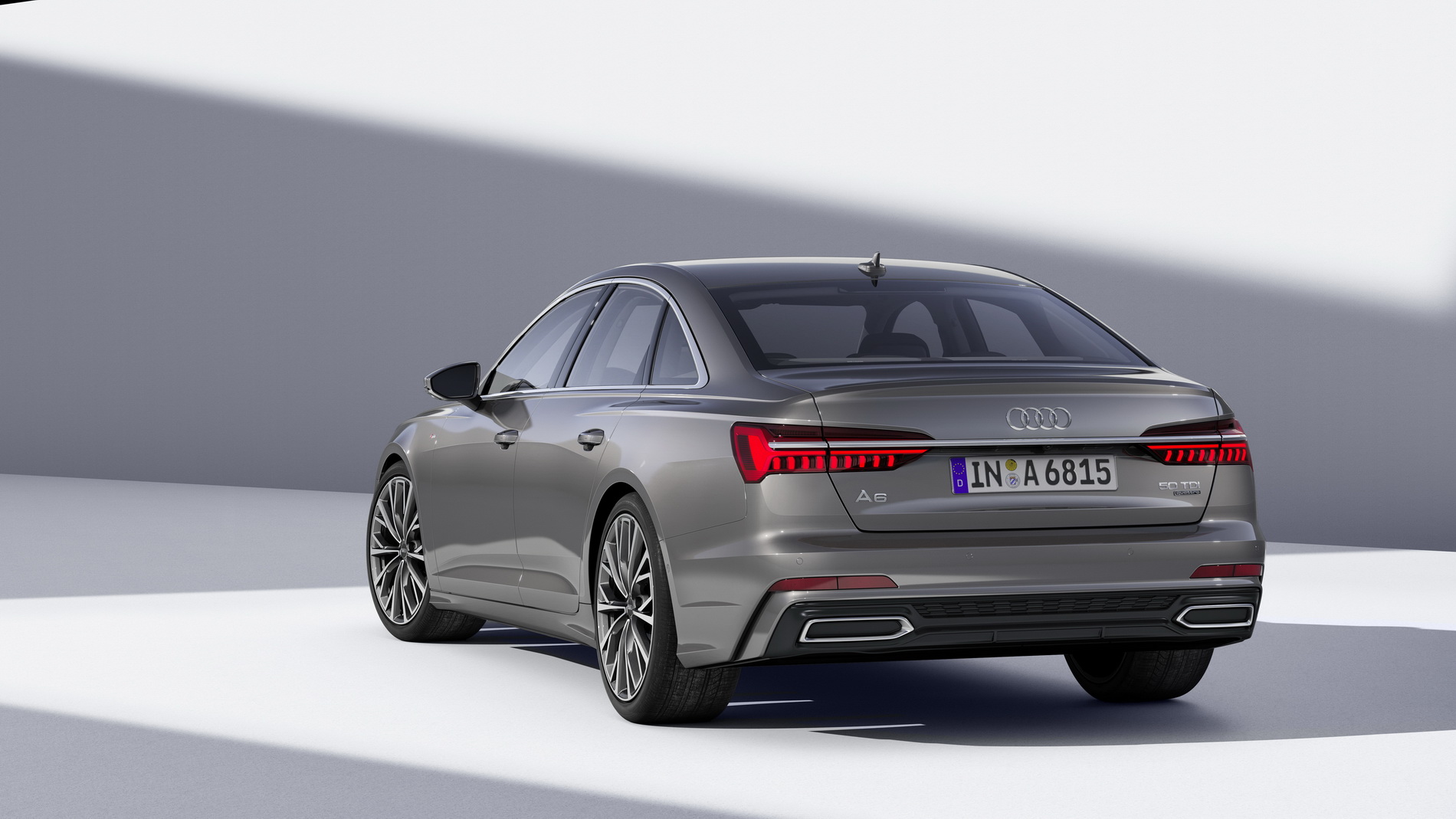 Audi-A6_16