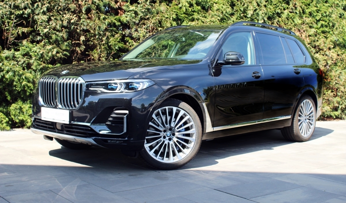 BMW X7 30d xDrive Mpaket - předváděcí české auto - nákup online - super výbava