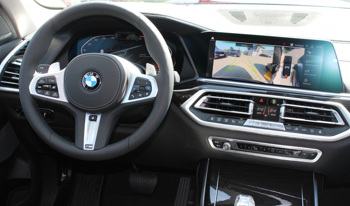 BMW X7 30d xDrive Mpaket - předváděcí české auto - nákup online - super výbava