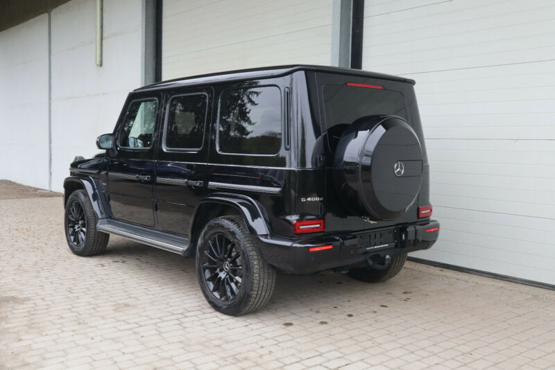 MERCEDES G 400 d 4MATIC 9G-TRONIC AMG | nafta | 330 koní | skvělá výbava | skladem ihned k předání | nákup online | www.autoibuy.com