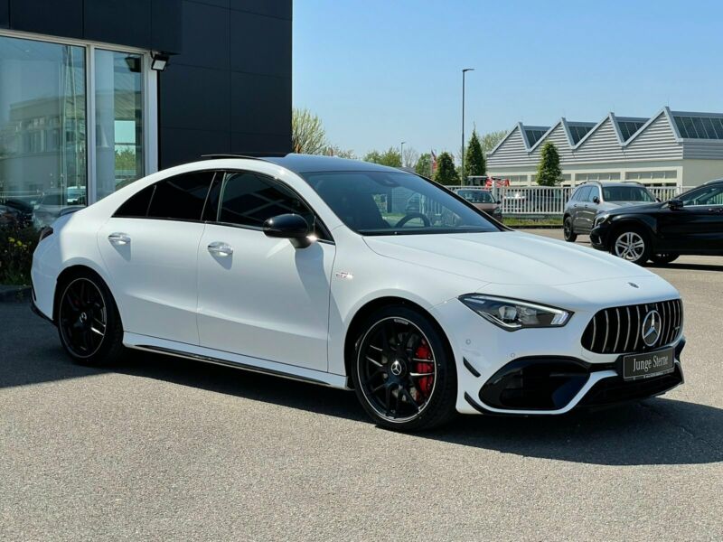 Mercedes CLA coupé 45 AMG 4matic SpeedShift | nový model AMG 386 koní |sport design modern 4-door coupé | objednání online | super cena | autoibuy.com