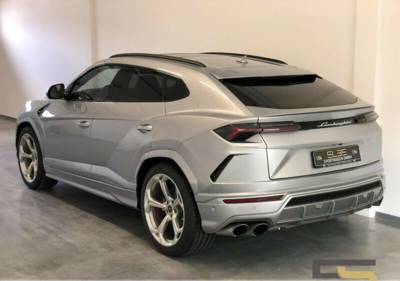 LAMBORGHINI URUS - nové auto | SKLADEM | online prodej | online |skvělá cena | super cena | autiobuy.comna | super cena | autiobuy.com