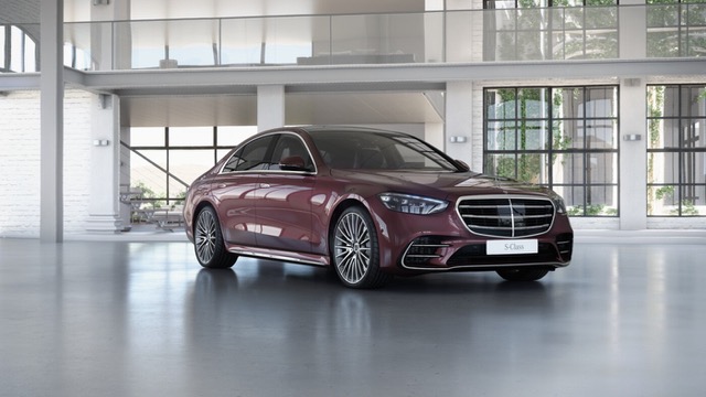 MERCEDES-BENZ S 400d 4matic 9G-tronic AMG - červená Rubelite metalíza