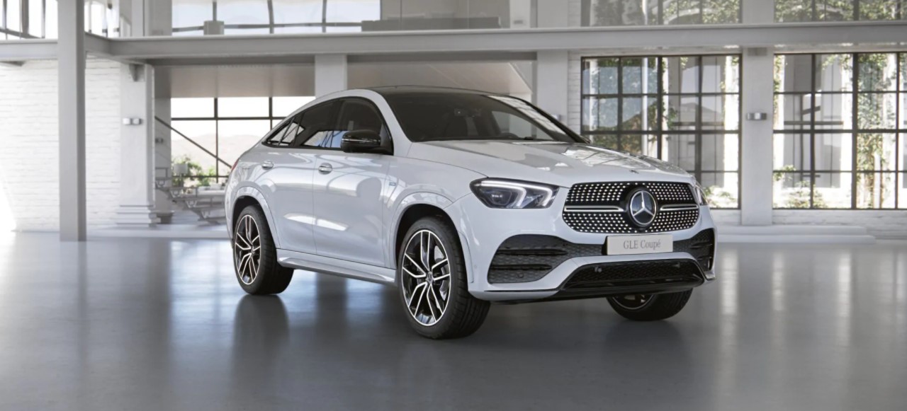 Mercedes Gle Coupe 350de Hybrid 4matic Amg Nove Auto Skladem Prvni Hybrid Suv Coupe Mercedes Gle Coupe 350de Hybrid 4matic Amg Nove Auto Skladem Prvni Hybrid Suv Coupe