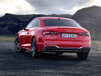     Luxusní prémiové sportovní AUDI A5 / S5 FACELIFT coupé - novinka 2020