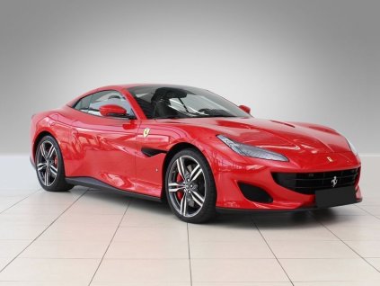 FERRARI PORTOFINO - červená Rosso Corsa metalíza