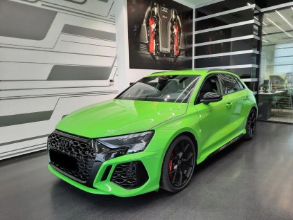 AUDI RS3 SPORTBACK 2.5 TFSI quattro S-tronic - zelená Kayalami
