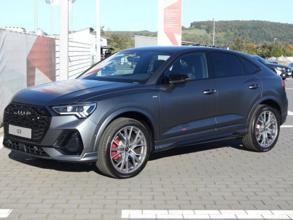 AUDI Q3 SPORTBACK 45 TFSI QUATTRO S-TRONIC S-line - matná šedá Daytona Exclusive metalíza