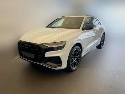 AUDI Q8 50 TDI QUATTRO TIPTRONIC S-LINE COMPETITION - bílá Gletscher metalíza