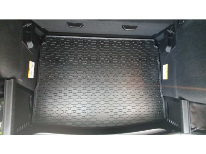 437188 %20v%20modelu%20bez%20rezervou