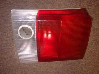 49329 svetlo zadni vnitrni prave audi 80 86 94