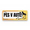 pes v autě magnetická samolepka na auto