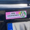 jsem začátečnice magnet na autě