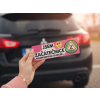 magnet na auto žena v ruce