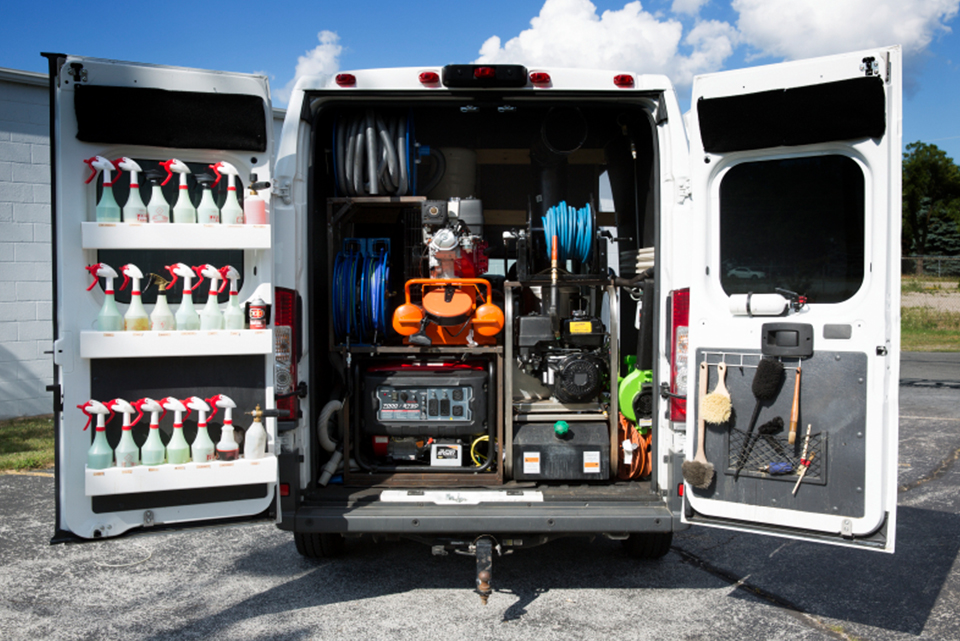 Mobilný Auto-Detailing: Trend, Ktorý Dobýja Trh