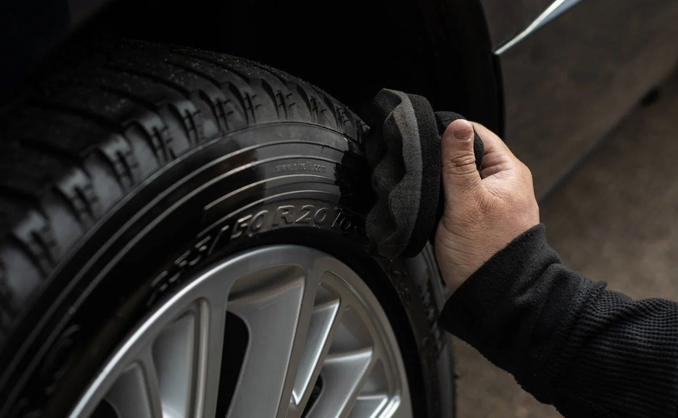 čistič na pneumatiky