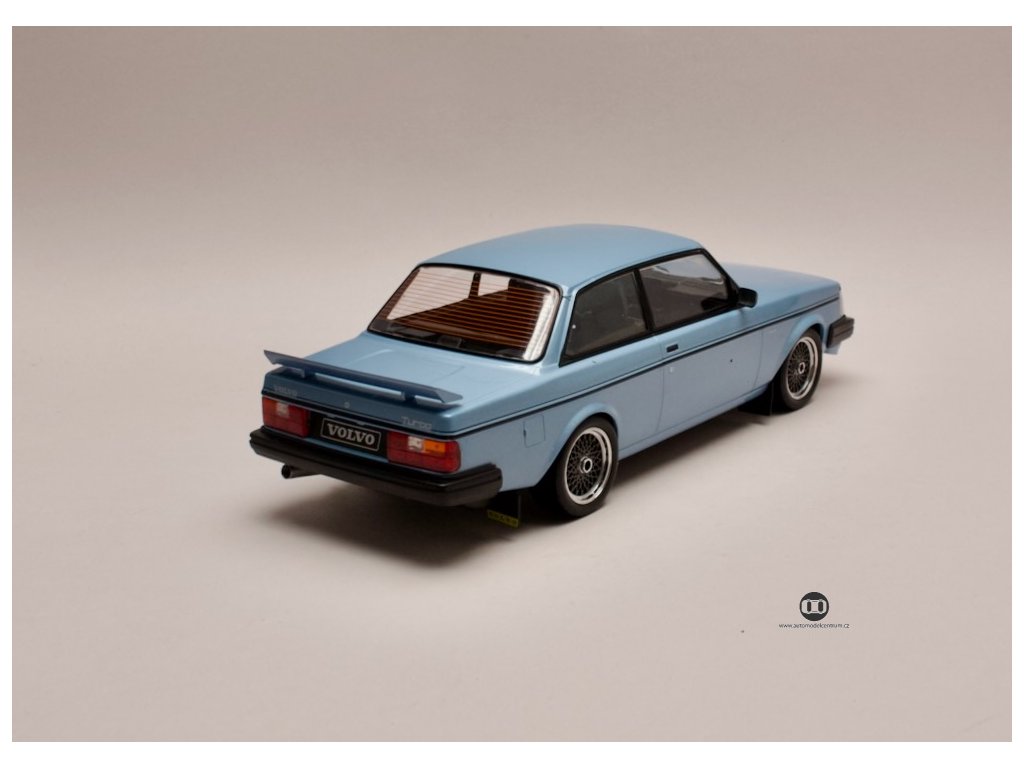 Model auta Volvo 240 Turbo Model auta Volvo 240 Turbo