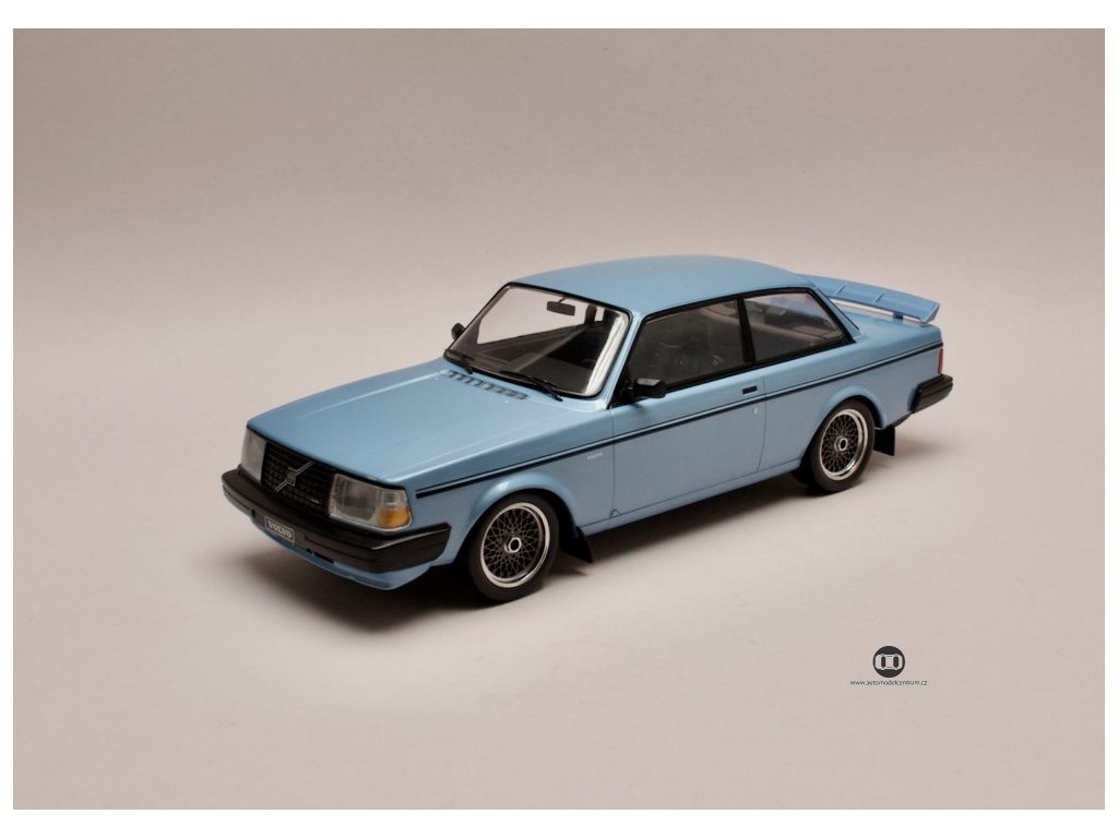 Volvo 240 Turbo Blue 