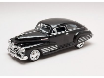 Chevrolet Aerosedan Fleetline 1948 černá 1 24 Motor Max 01