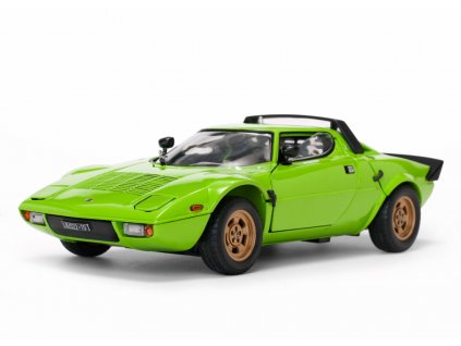 Lancia Stratos stradale 1975 zelená 1 18 Sun Star 4522 01