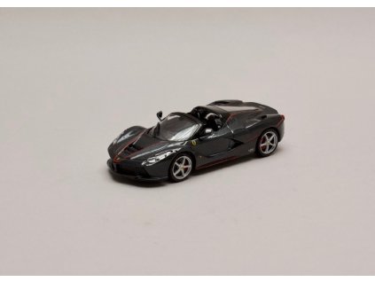 LaFerrari Aperta 2016 metalíza černá 1 43 Champion 01