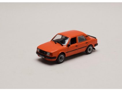 Škoda 120 LS 1983 červeno oranžová 1 43 Car Selection 01