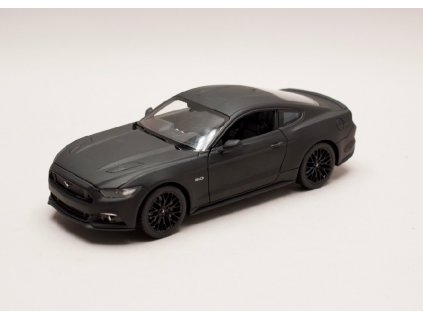 Ford Mustang GT 2015 matná černá 1 24 Welly 24062 01
