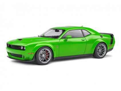 Dodge Challenger R:T 2020 Scat Pack Widebody zelená 1 18 Solido 1805704 01