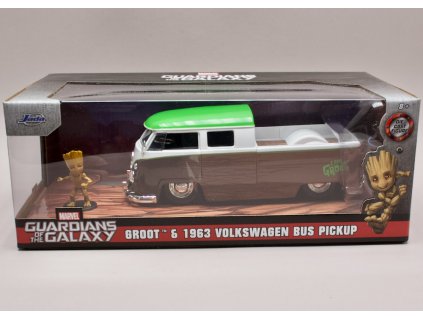 Volkswagen Bus Pick Up 1963 + figurka %22Groot %22Guardians of the Galaxy 1 24 Jada Toys 31202 01