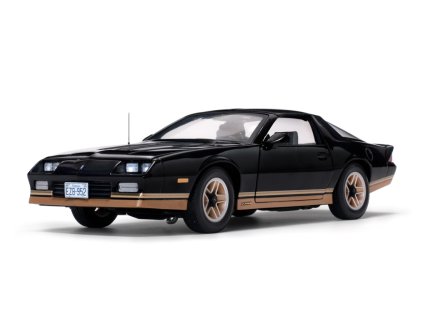 Chevrolet Camaro Z28 1985 černá 1 18 Sun Star 1952 01