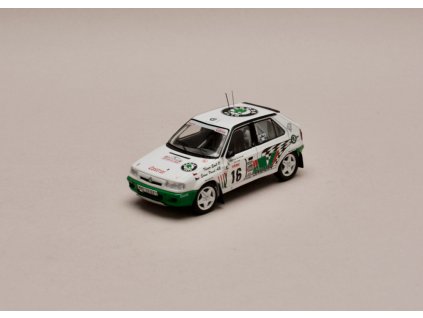 Škoda Felicia Kit Car #16 Tour de Corse 1995 1 43 IXO RAC371A 01