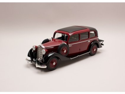 Mercedes 260D Pullman Landaulet 1936 Closed %22Resin model%22 červeno černá 1 18 Triple9 Collection 1800102 01