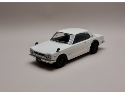 Nissan Skyline GT R KPGC10 bílá 1 18 Triple9 Collection 1800181 01