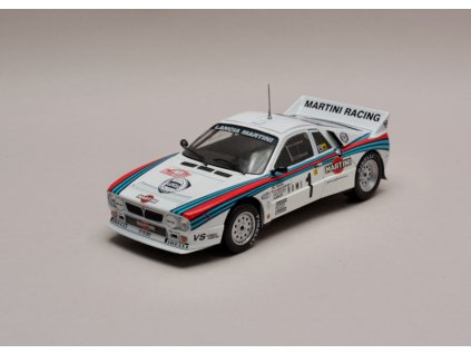 Lancia Rally 037 #1 Martini Vítěz Rallye Monte Carlo 1983 1 24 IXO 24RAL015A 01