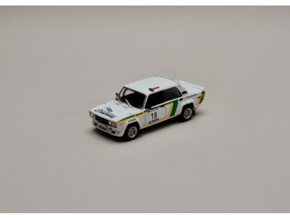 Lada 2105 #18 VFST Rallye Barum Tríbíč 1986 1 43 IXO RAC379A 01