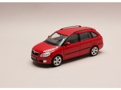 Škoda Fabia II Combi 2009 červená 1 24 Welly 22519 01
