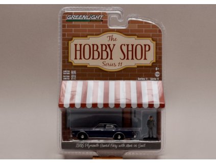 Plymouth Grand Fury 1986 + figurka %22neoznačená policie s mužem v obleku%22 1 64 Greenlight 97110D 01