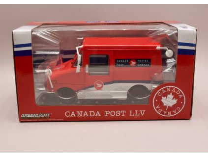 Canada Post LLV Long Life Postal Delivery Vehicle červená 1 24 Greenlight 84108 02