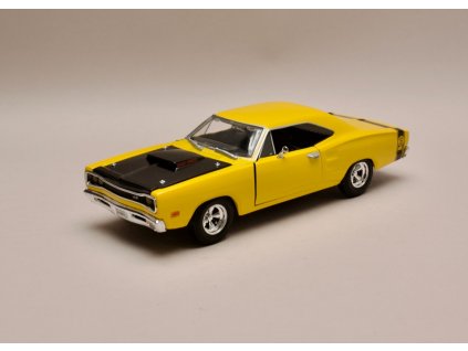 Dodge Coronet Super Bee 1969 žlutá černá kapota 1 24 Motor Max 01