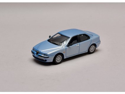 Alfa Romeo 156 1998 světle modrá metalíza 1 43 Solido 203022 5915729 01