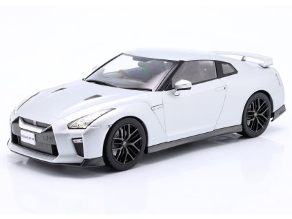 Nissan GT R (R35) 2017 stříbrná 1 18 First18 021 01