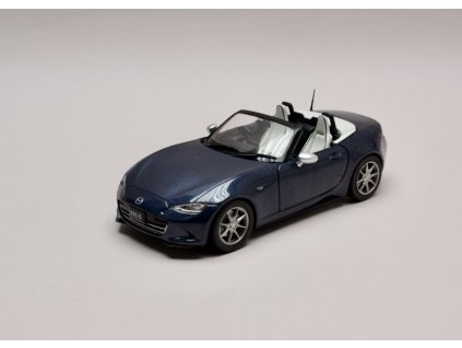 Mazda MX 5 tmavě modrá metalíza 1 24 WhiteBox 124251 01