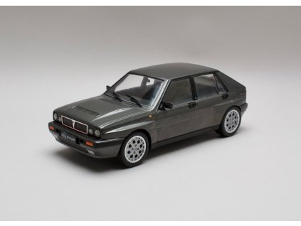 Lancia Delta HF Integrale 16V 1989 šedá 1:18 Triple 9 Collection