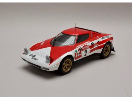 Lancia Stratos #2 vítěz Rally San Remo 1974 1:18 Triple9 Collection