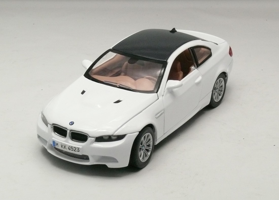 BMW M3 Coupe 2008 bílá 1:24 Motor Max