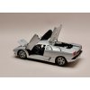 Lamborghini Diablo stříbrná 1 24 Welly 29374 04