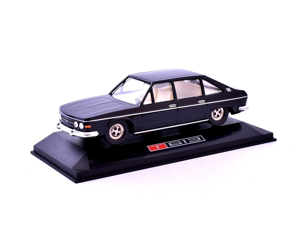 PLECHOVÉ MODELY　BLECHMODELLE　TATRA　ミニカー Tatra 613 1:43 - KADEN Replika Limited Edition 500 ks - Model ze