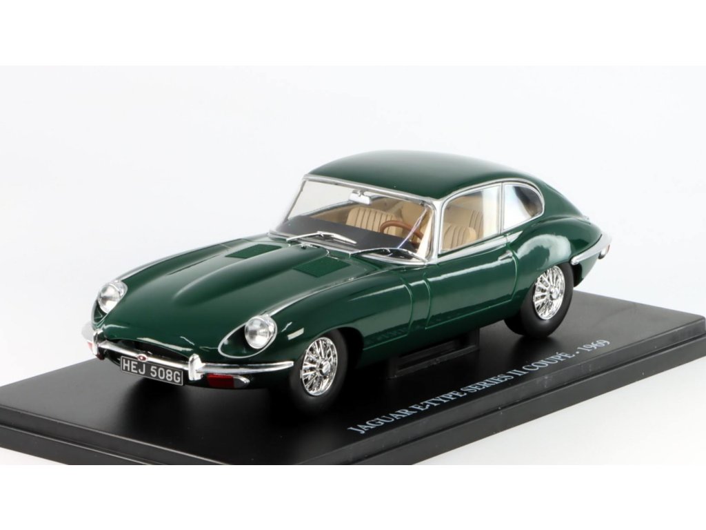 Jaguar E-Type Series II Coupe 1969 1:24 - časopis s modelem  Jaguar E-Type - kovový model